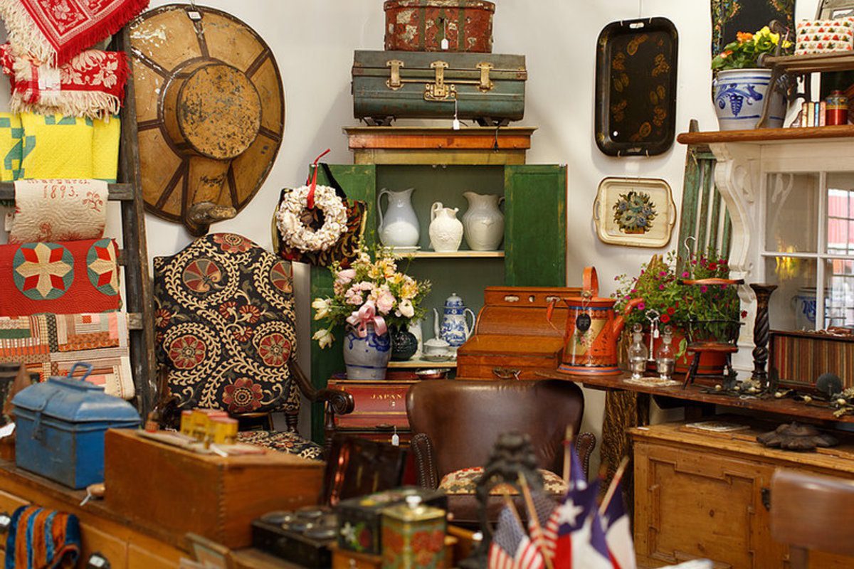 Discovering Hidden Treasures: Exploring the Indoor Antique Market at The House of Antiques